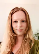 38431e_d2f800a545a34fc494896f10ec4e2961~mv2 Meet The Team